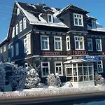 Hotell Burghof 3*