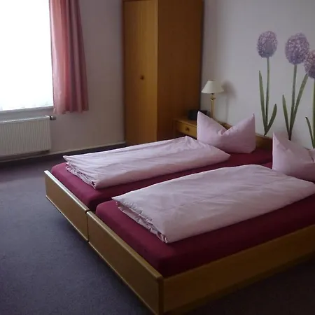 Burghof Hotel 3*